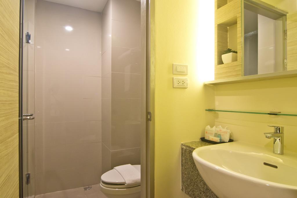 Sunshine One Hotel Pattaya Room photo