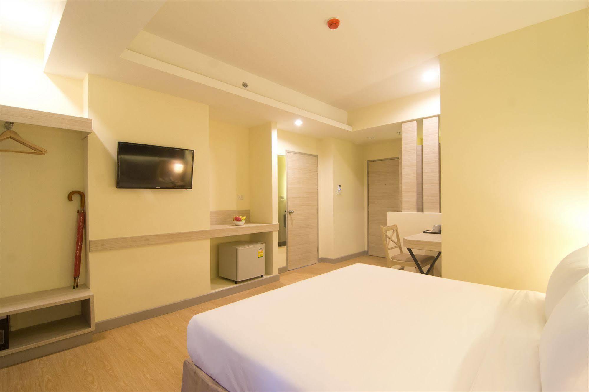 Sunshine One Hotel Pattaya Exterior photo